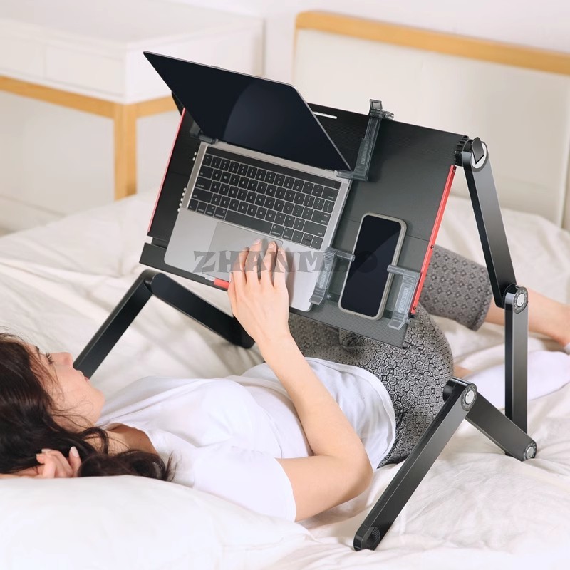 Desk Setup Ideas - Couché plat sur le lit, bureau